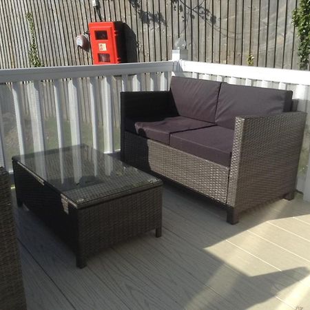 Mollys Retreat Pet Friendly Three Bed Caravan With Small Garden Newquay Bay Resort Quieter Area Of Park Exterior foto